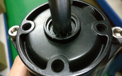 發動機機油壓力傳感器的工作原理是什么啊？