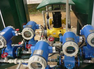 <a href='http://m.guanzang.com/' target='_blank'>電磁流量計</a>